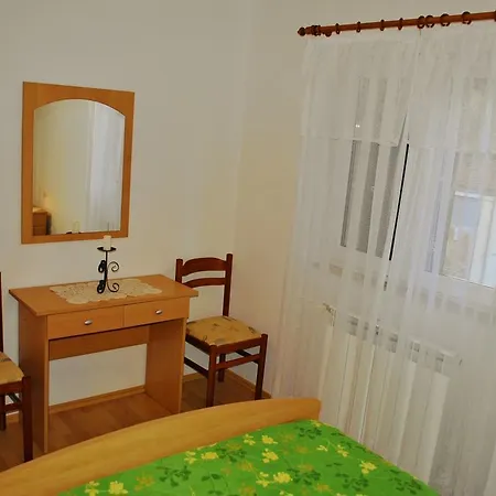 Apartments Buljevic Vrboska Room photo