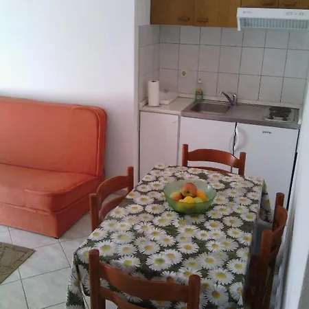 Apartments Buljevic Vrboska Room photo